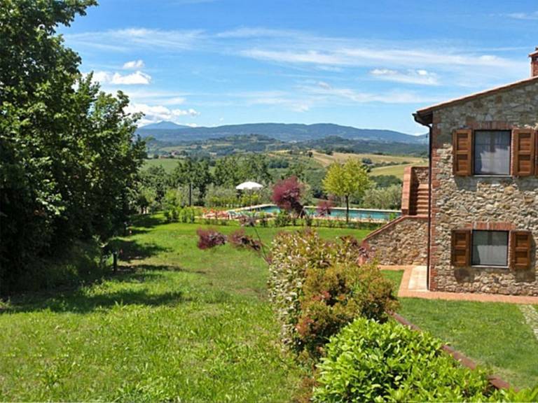 Children-friendly villa with private pool, patio & barbecue | Close to the beach | Dogs allowed — photo 3