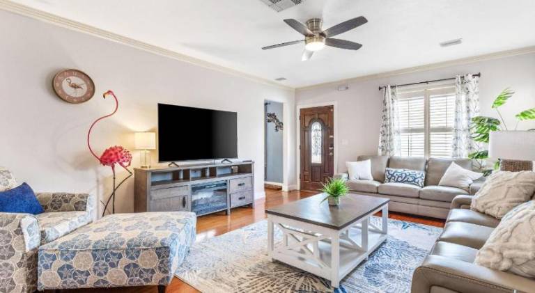 Pleasant house with pool | Next to the beach | Pets are welcome — photo 2