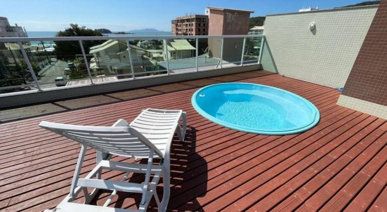 Pleasant apartment with pool | Next to the beach | Pets allowed in Florianópolis