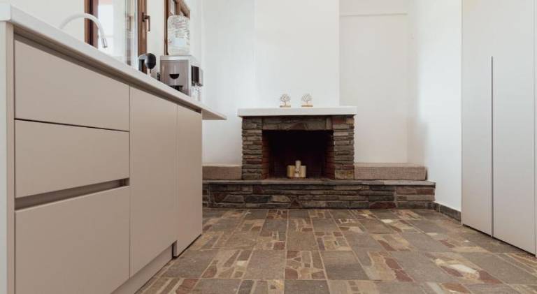 Holiday apartment with patio & yard — photo 4
