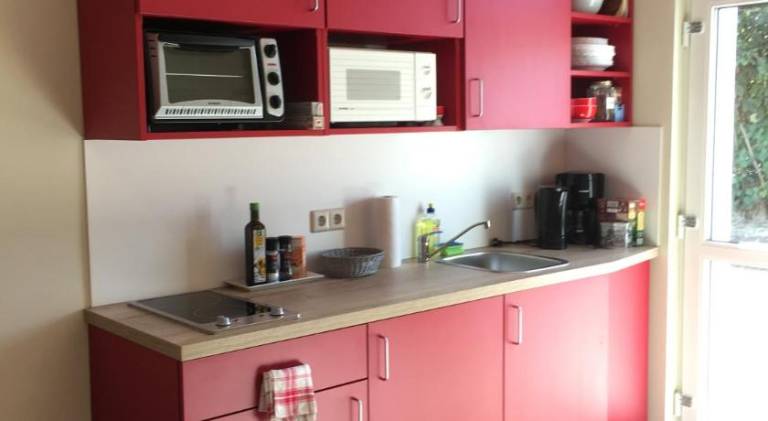 Oase im Sudosten Leipzigs - schone, ebenerdige 2-Raum-Apartments mit Stellplatz und Terrasse — photo 4