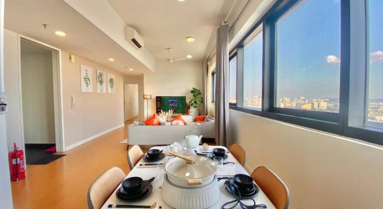 Apartment with pool & jacuzzi | Suitable for remote work | Pets allowed — photo 3