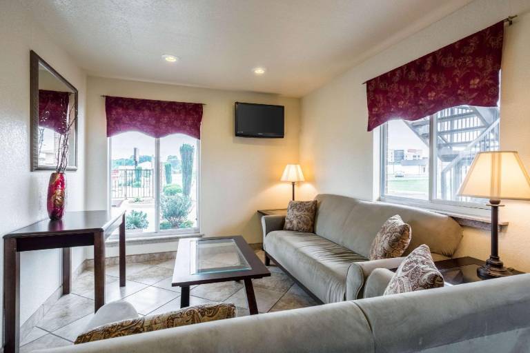 The Magnolia Hotel Searcy — photo 2