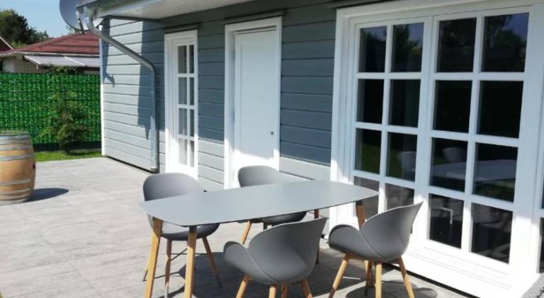 Holiday apartment with jacuzzi in Groemitz