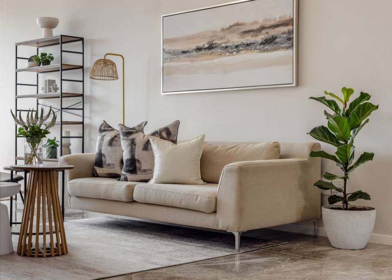 Sea Facing Apartment at Adelphi Galleria