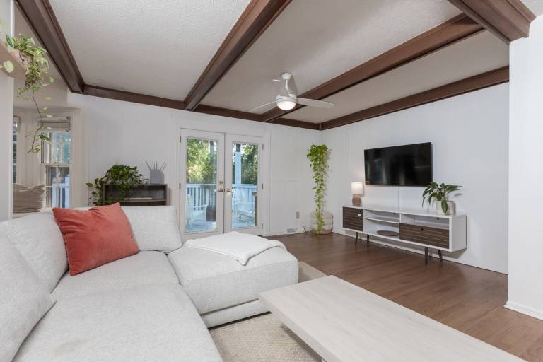 Furnished 3BR/2BA Home West Ashley Charleston $3700mo Near MUSC Roper in Charleston, SC