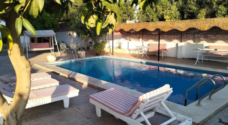 Vacation home with patio, jacuzzi & pool — photo 5