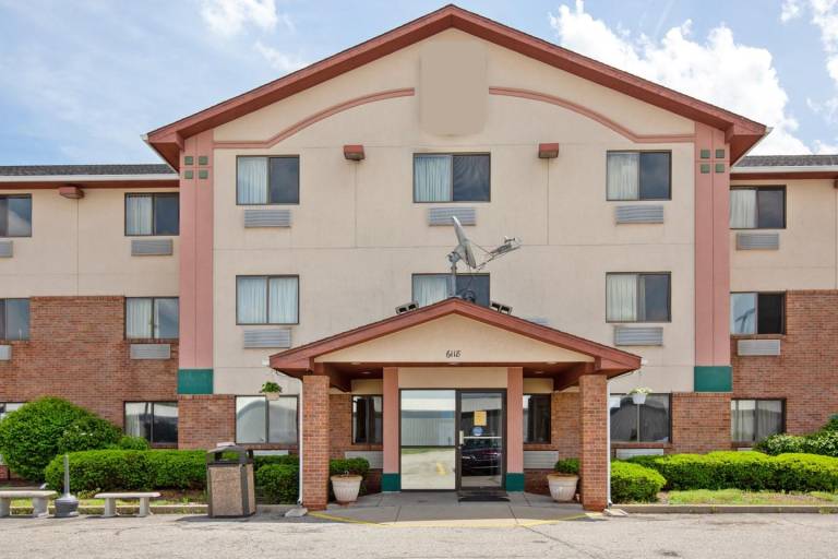 OYO Hotel Portage I-94 in Portage, IN