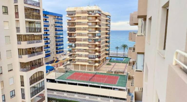 Holiday apartment with patio, yard & pool | Beach nearby | Pets are welcome — photo 4