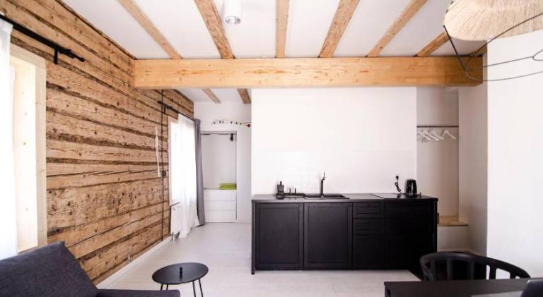 Holiday apartment with barbecue, sauna & patio — photo 4