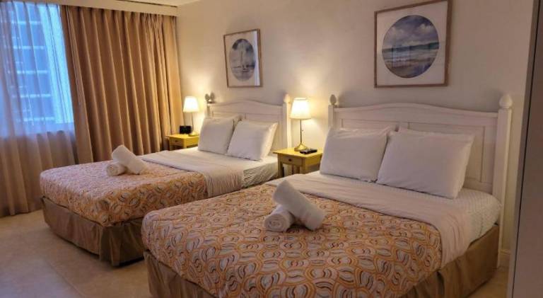 Estudios para 4 personas en la playa de Sunny Isles Beach in Aventura, FL