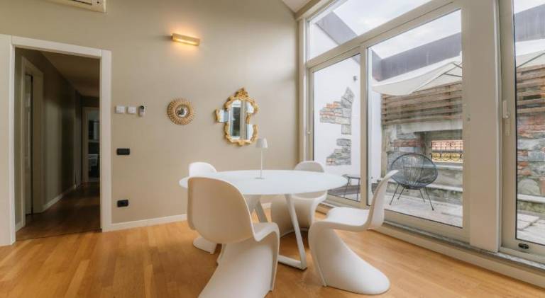 Holiday apartment | Next to Como Cathedral | Pet-friendly — photo 4