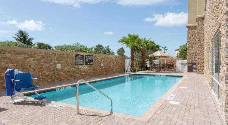 Hampton Inn Ft. Lauderdale/Pompano Beach — photo 4