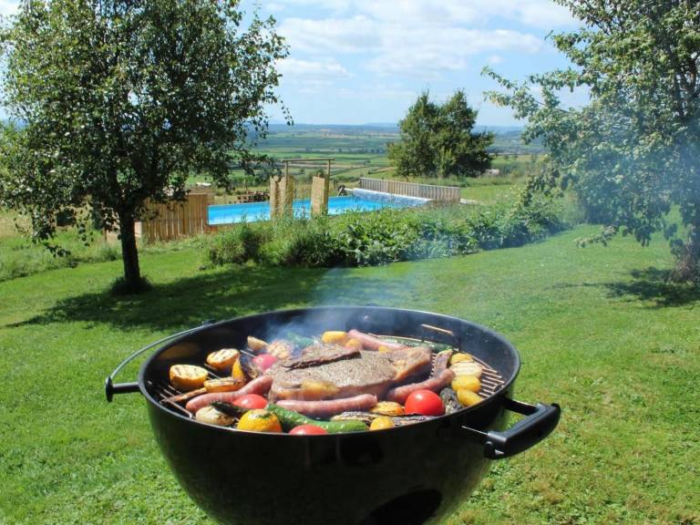 Accessible house with pool, wifi and parking in Châtellenot — photo 5