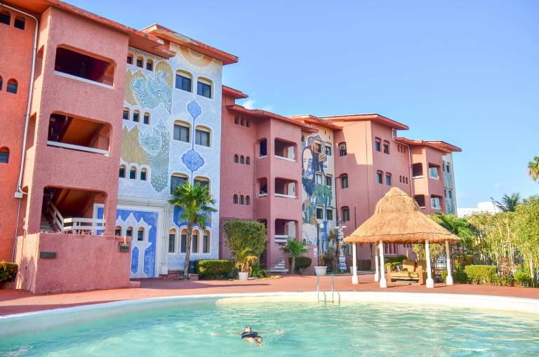 Hostel  Punta Cancun