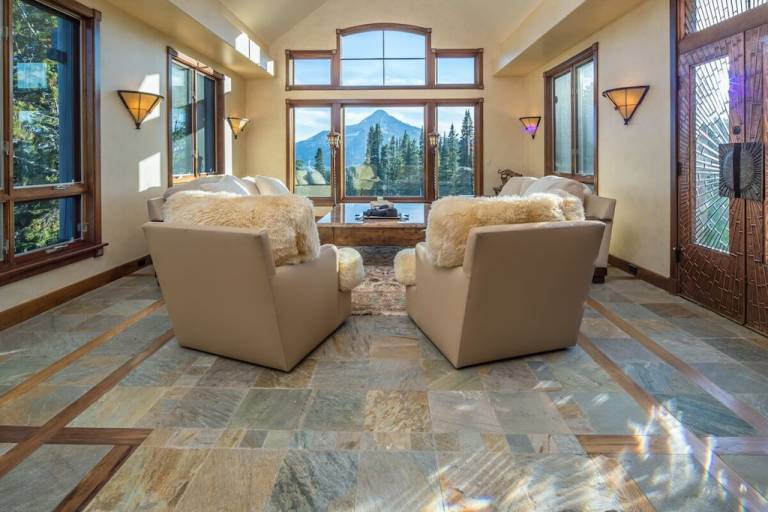 House Big Sky