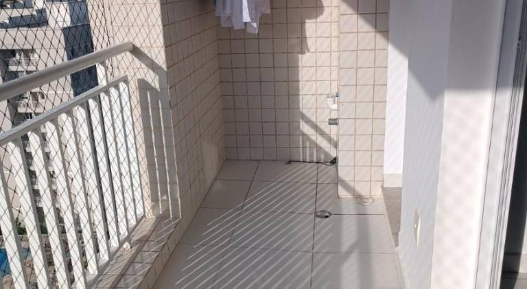 Apartment with pool — photo 4
