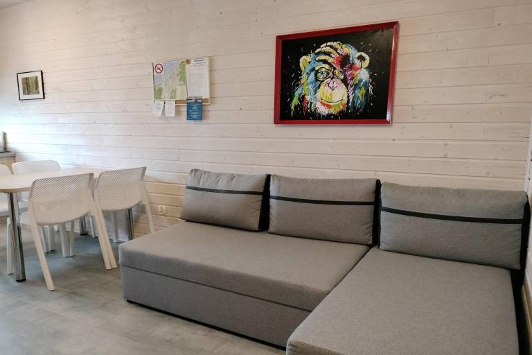 Vacation home with barbecue & yard — photo 4