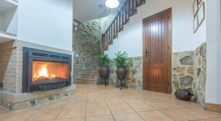 Vacation home with patio & grill — photo 3