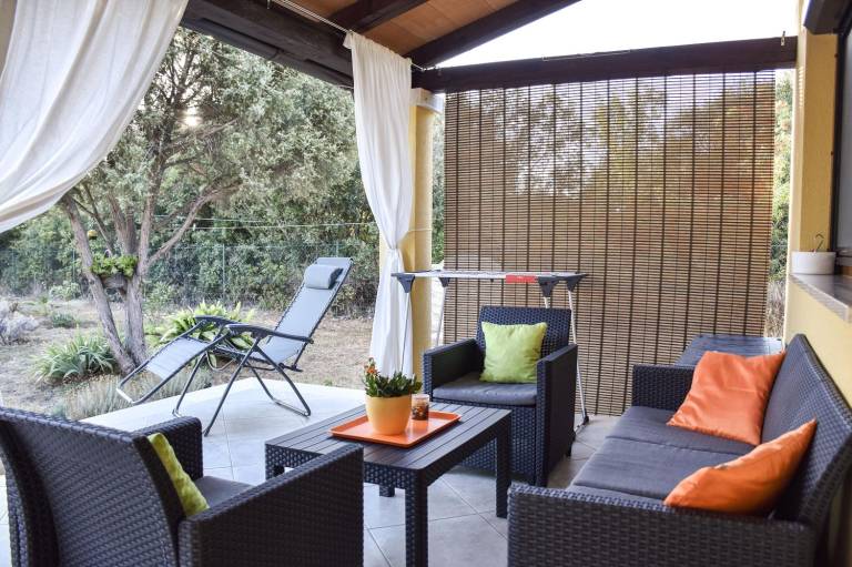 Dog-friendly vacation home just 500 meters from the beach with sea views and a great private garden — photo 3