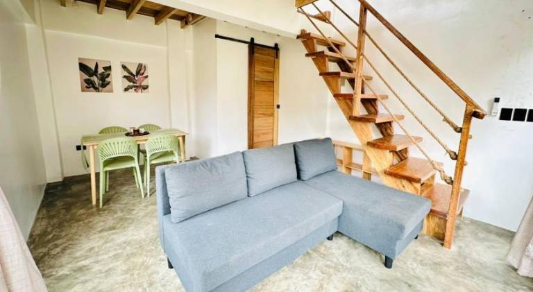 Lovely villa with terrace, pool & garden | Suitable for remote work | Pets allowed — photo 5