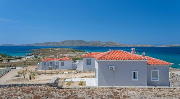 Villa with yard & terrace | Close to the beach | Pet-friendly — photo 5