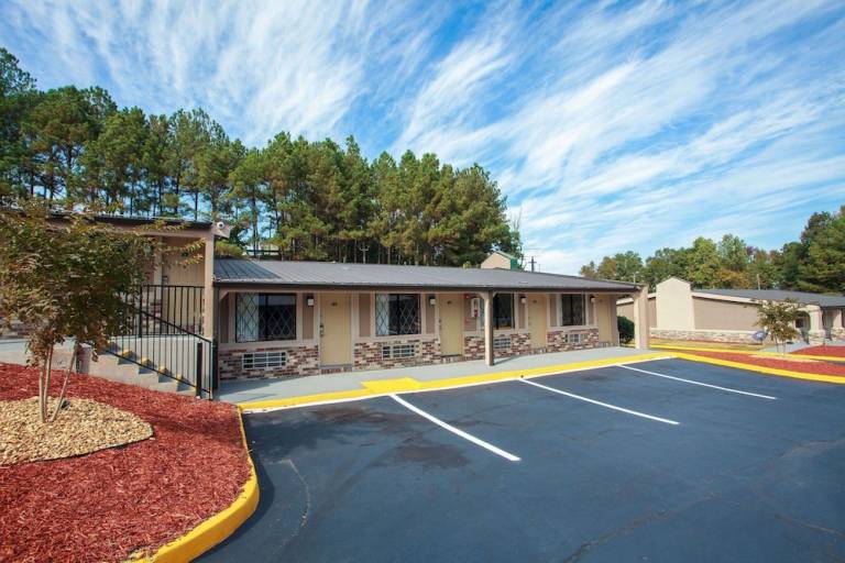 Motel  Macon