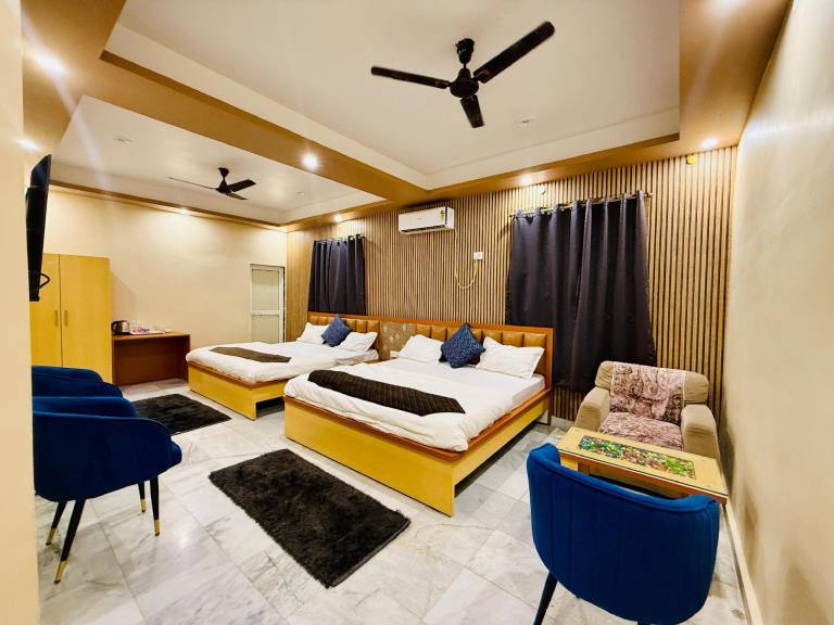The ARL Hotels & Banquets in Danapur