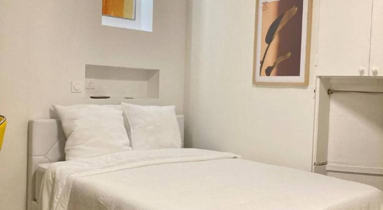 Apartment with 1 room for 2 persons in Bobigny