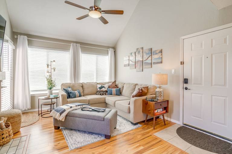 Condo Linwood