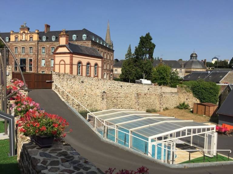 Pension Coutances
