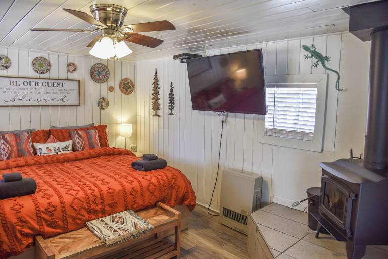 Cabin Red River