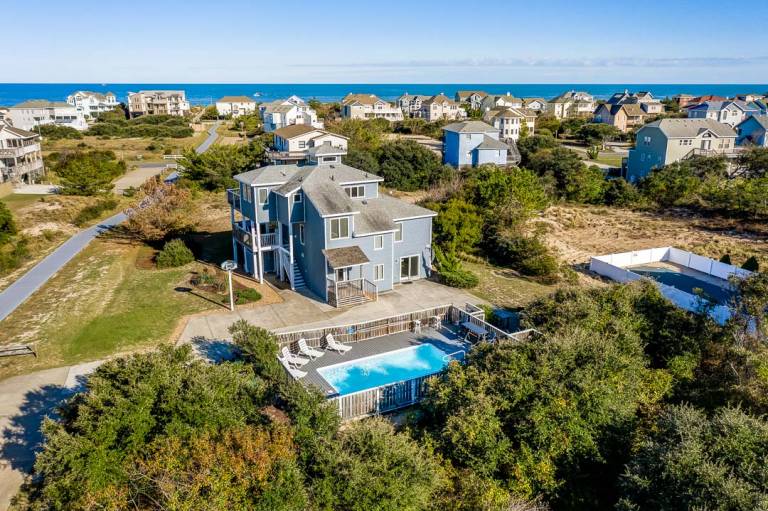Sunbelievable 930 ft from the beach Private Pool, Hot Tub, Dog-Friendly Corolla — photo 3