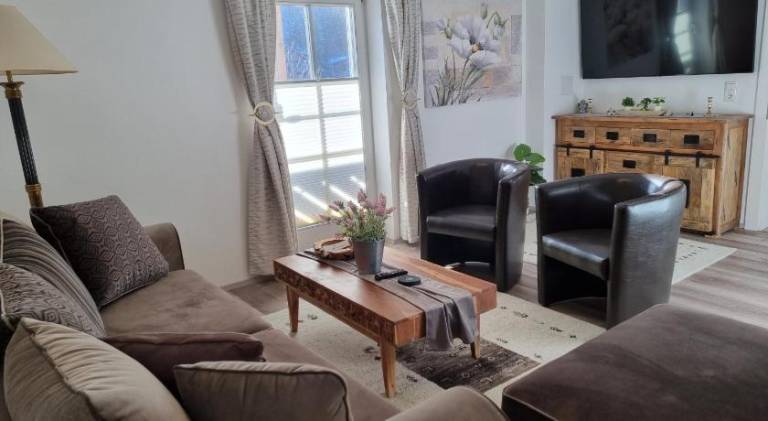 Holiday apartment with 2 rooms for 6 persons — photo 2