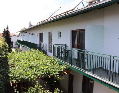 Bed & Breakfast Podersdorf am See