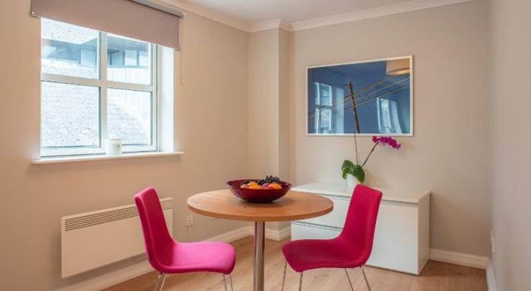Rental apartment with terrace — photo 2