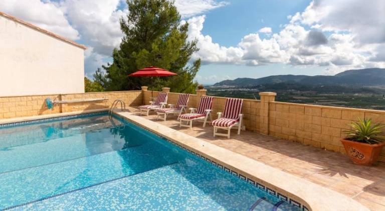 Villa with pool in València