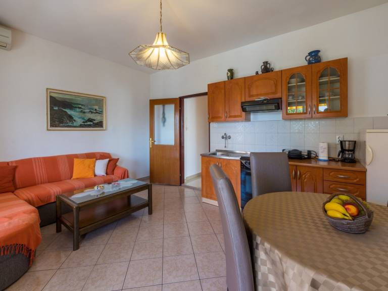 Fully equipped holiday apartment | Garden view | Pets allowed — photo 4