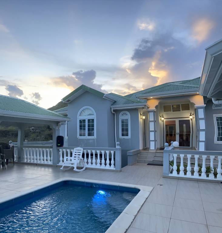 Villa Orient Bay