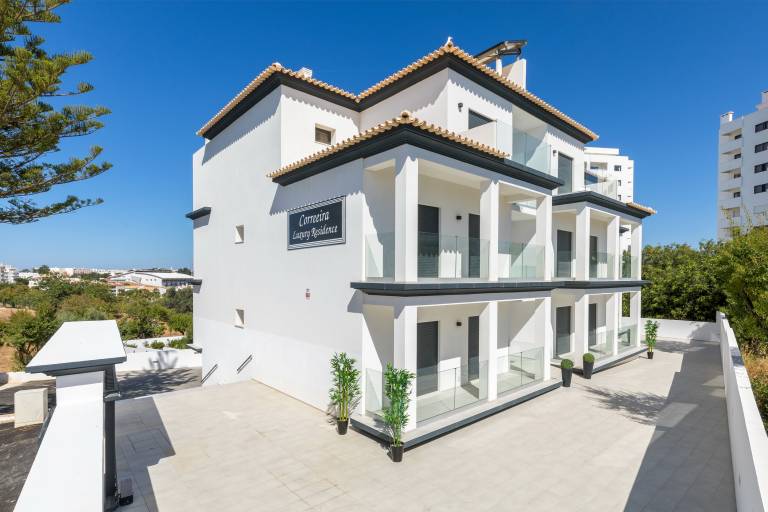 Correeira Luxury Residence T2 H - Albufeira, Pools, Wifi, Bbq, Beach — photo 5