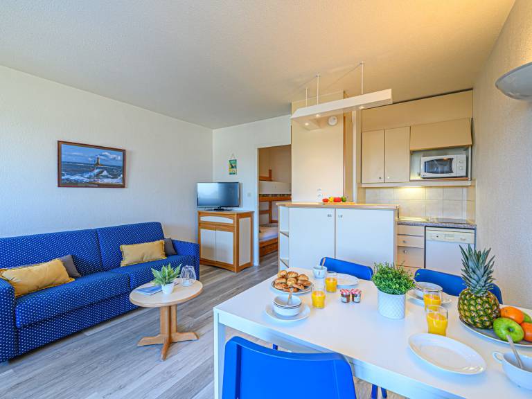 Holiday apartment with heated pool — photo 3