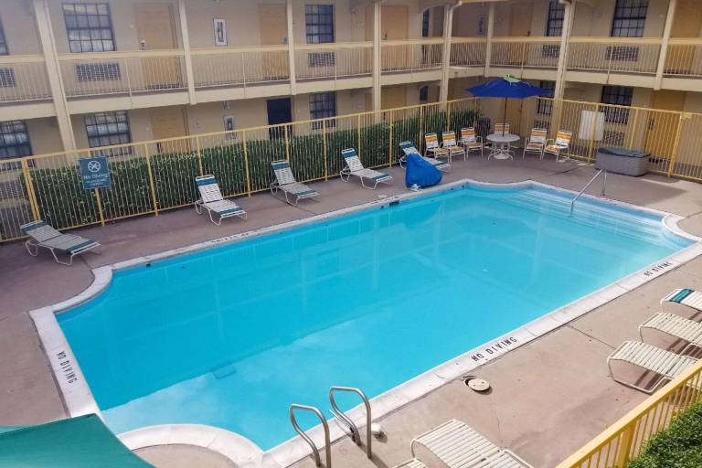 Quality Inn Aurora Denver — photo 4