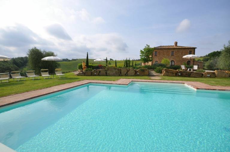 Family-oriented villa with terrace, private pool & barbecue | Dogs allowed — photo 3