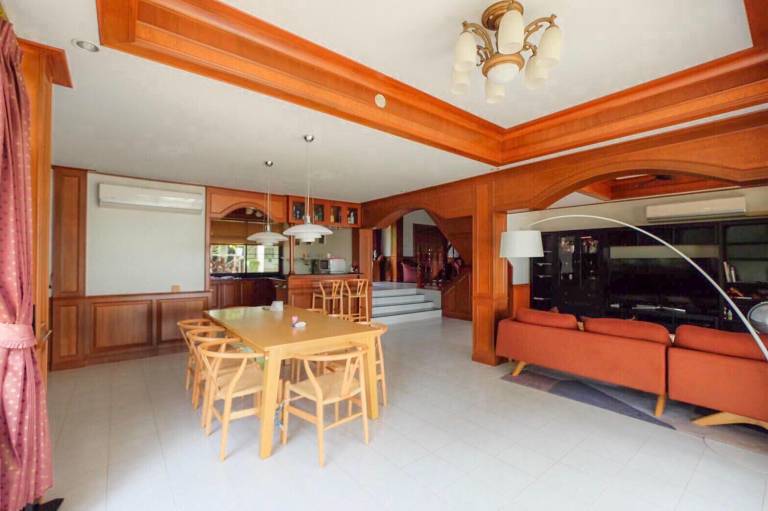 House with barbecue, yard & pool | Good for workation — photo 3