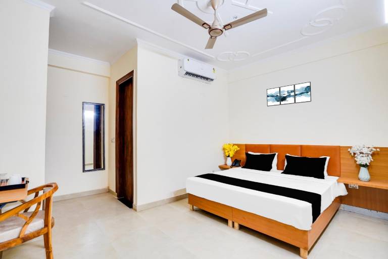 Townhouse Sector 121 Noida in Noida