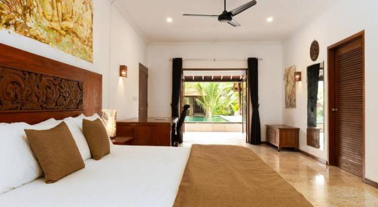 Villa with pool | Next to the beach | Pet-friendly — photo 2