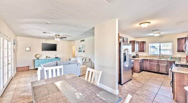 House with private pool, BBQ & garden | Perfect for remote work — photo 4