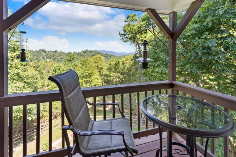 Mountain Cottage on Ski Slopes — photo 2