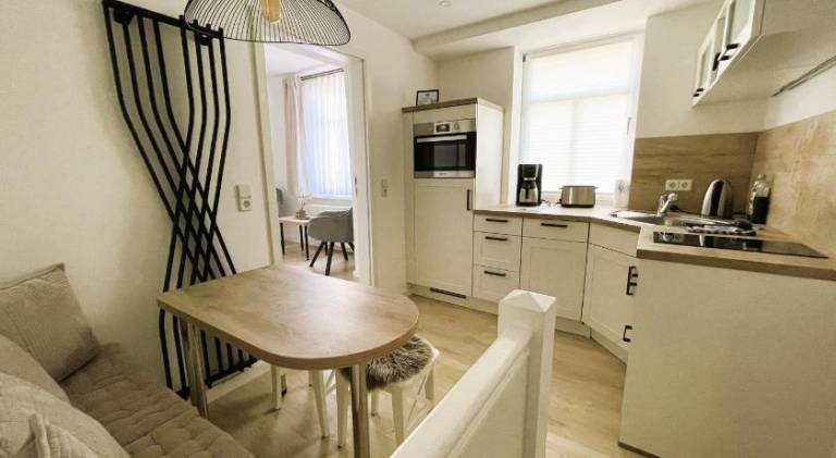 Holiday apartment with yard — photo 2