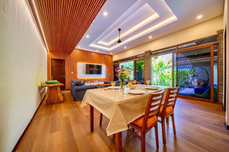 Villa with yard & private pool | Good for workation | Pet-friendly — photo 4